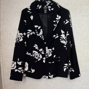 Soho Black and White Floral Blazer